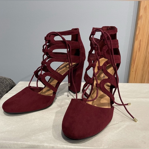 Christian Siriano Shoes - CHRISTIAN SIRIANO Woman’s Burgundy Sexy Heels Size 8.5 BRAND NEW! NEVER WORN!